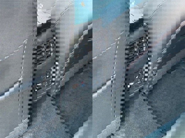 Used 2023 Nissan Rogue Platinum w/ Platinum Premium Package image 15