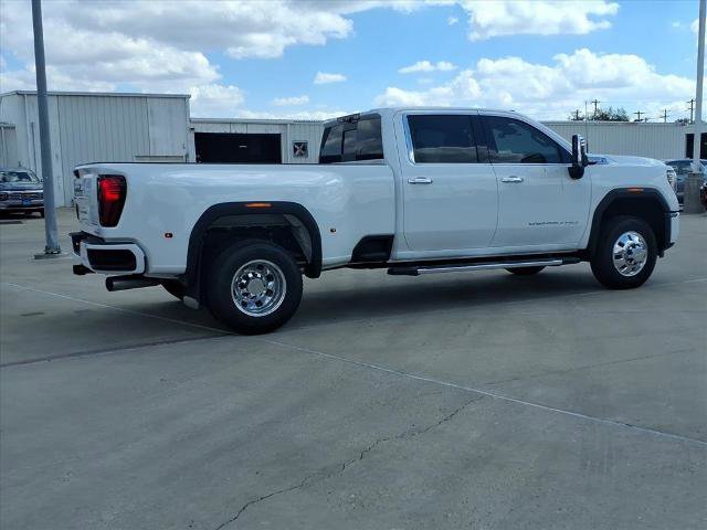 New 2026 GMC Sierra 3500 Denali w/ Denali Reserve Package image 6
