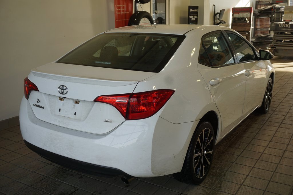 Used 2017 Toyota Corolla SE image 11