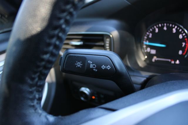 Used 2021 Ford Explorer Limited w/ Equipment Group 301A AWD/4WD image 11