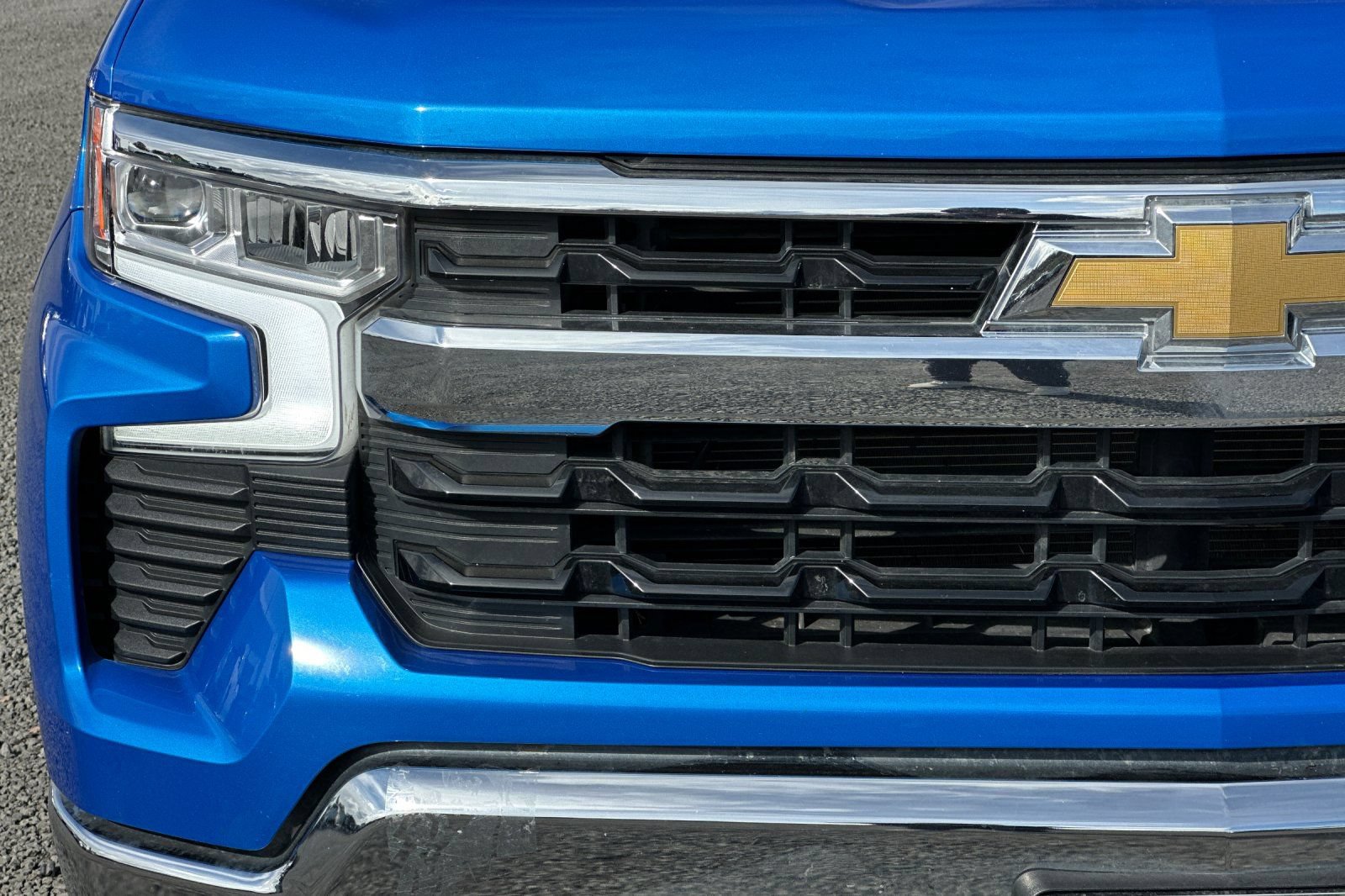 Used 2025 Chevrolet Silverado 1500 LT AWD/4WD image 42