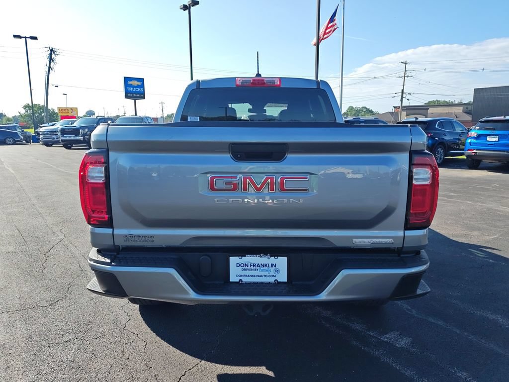 Used 2024 GMC Canyon Elevation RWD image 4