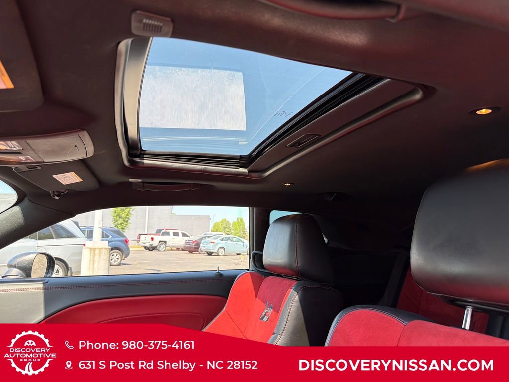 Used 2022 Dodge Challenger R/T Scat Pack w/ Dynamics Package RWD image 28