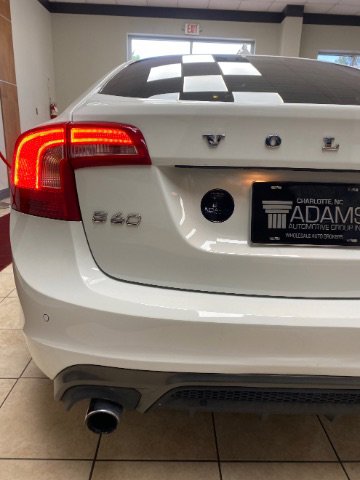 Used 2018 Volvo S60 T5 Dynamic w/ Vision Package image 12