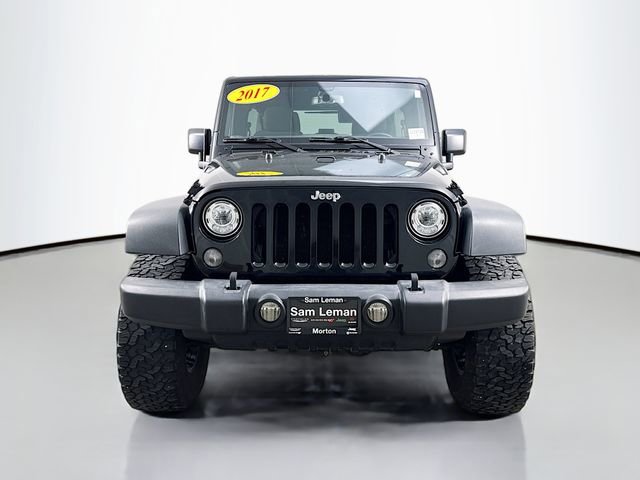 Used 2017 Jeep Wrangler Unlimited Rubicon w/ Connectivity Group image 2