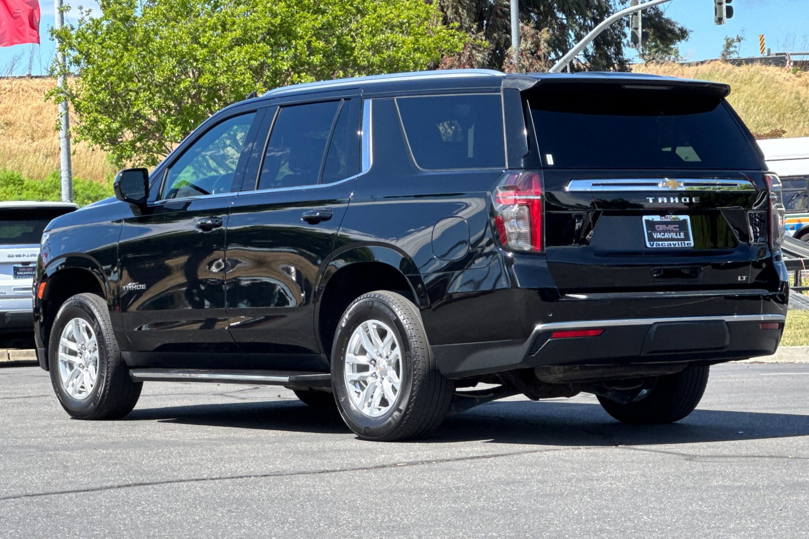 Used 2024 Chevrolet Tahoe LT image 7