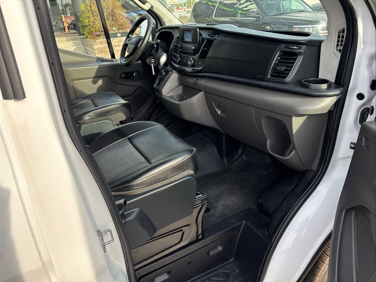 Used 2023 Ford Transit 250 Medium Roof image 21