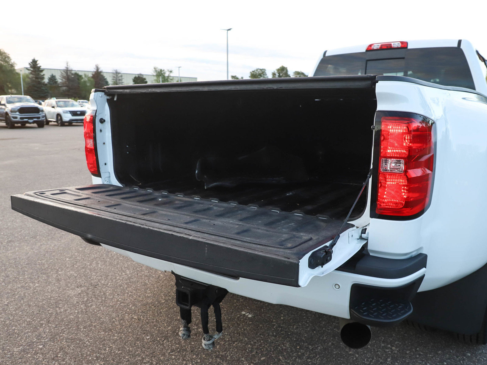 Used 2018 Chevrolet Silverado 3500 High Country w/ Duramax Plus Package AWD/4WD image 9