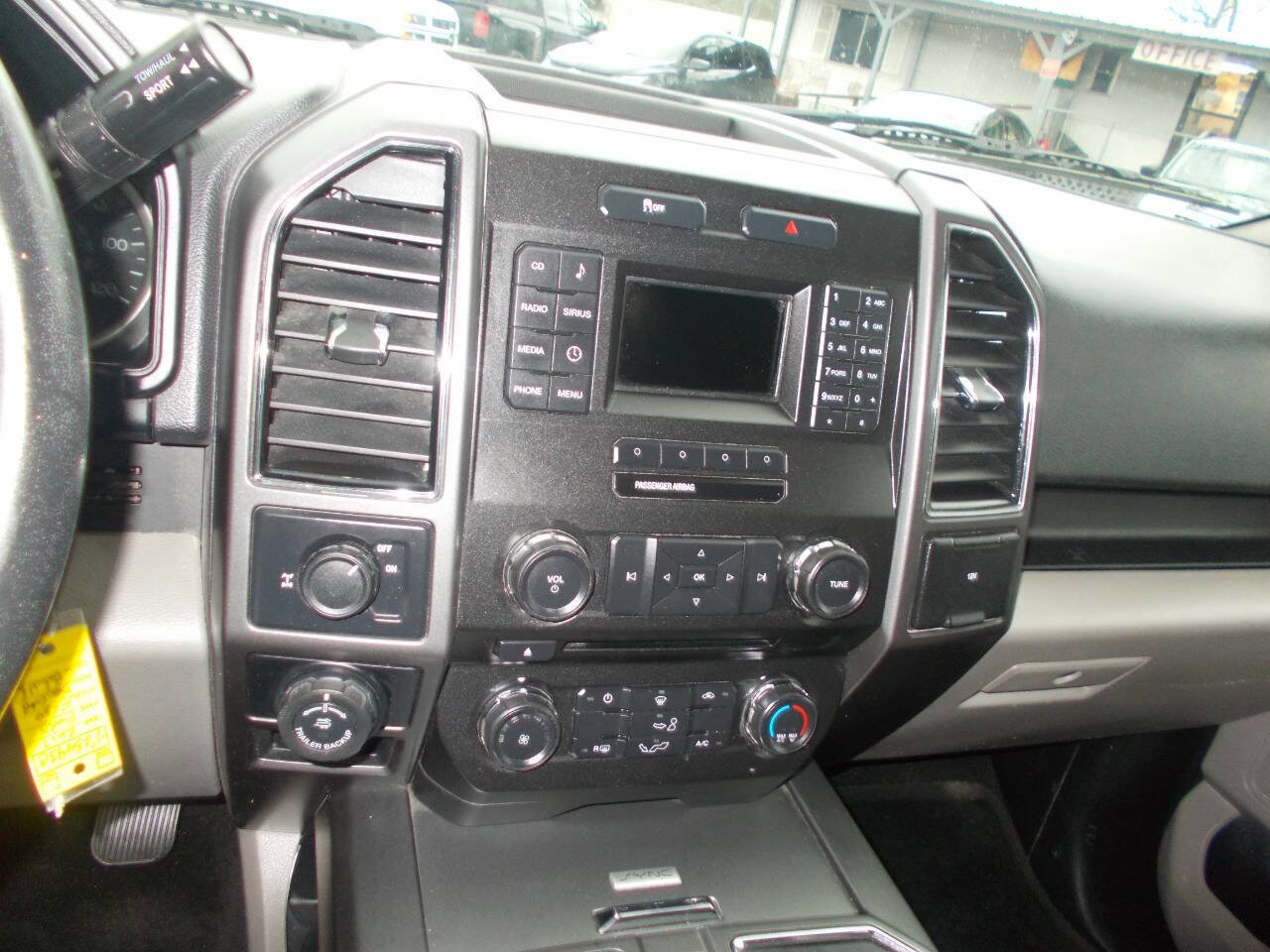 Used 2017 Ford F150 XLT w/ Equipment Group 301A Mid image 13