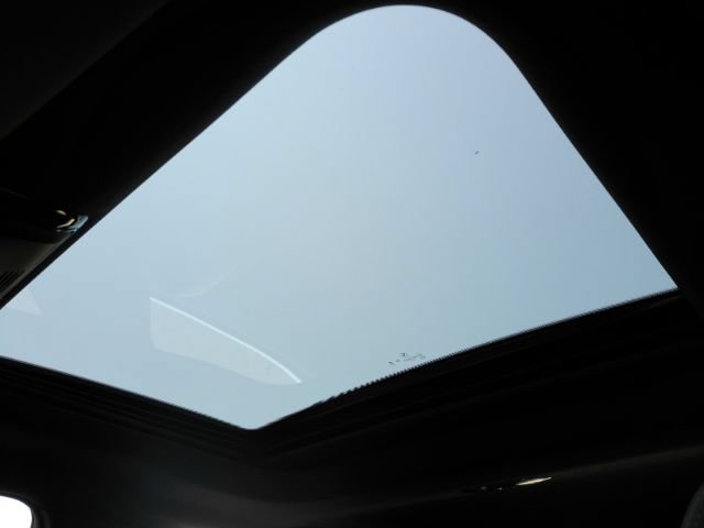 Used 2023 BMW i4 eDrive40 RWD image 57