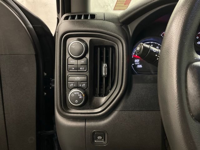 Used 2023 Chevrolet Silverado 1500 Custom w/ LPO, Dark Essentials Package AWD/4WD image 13