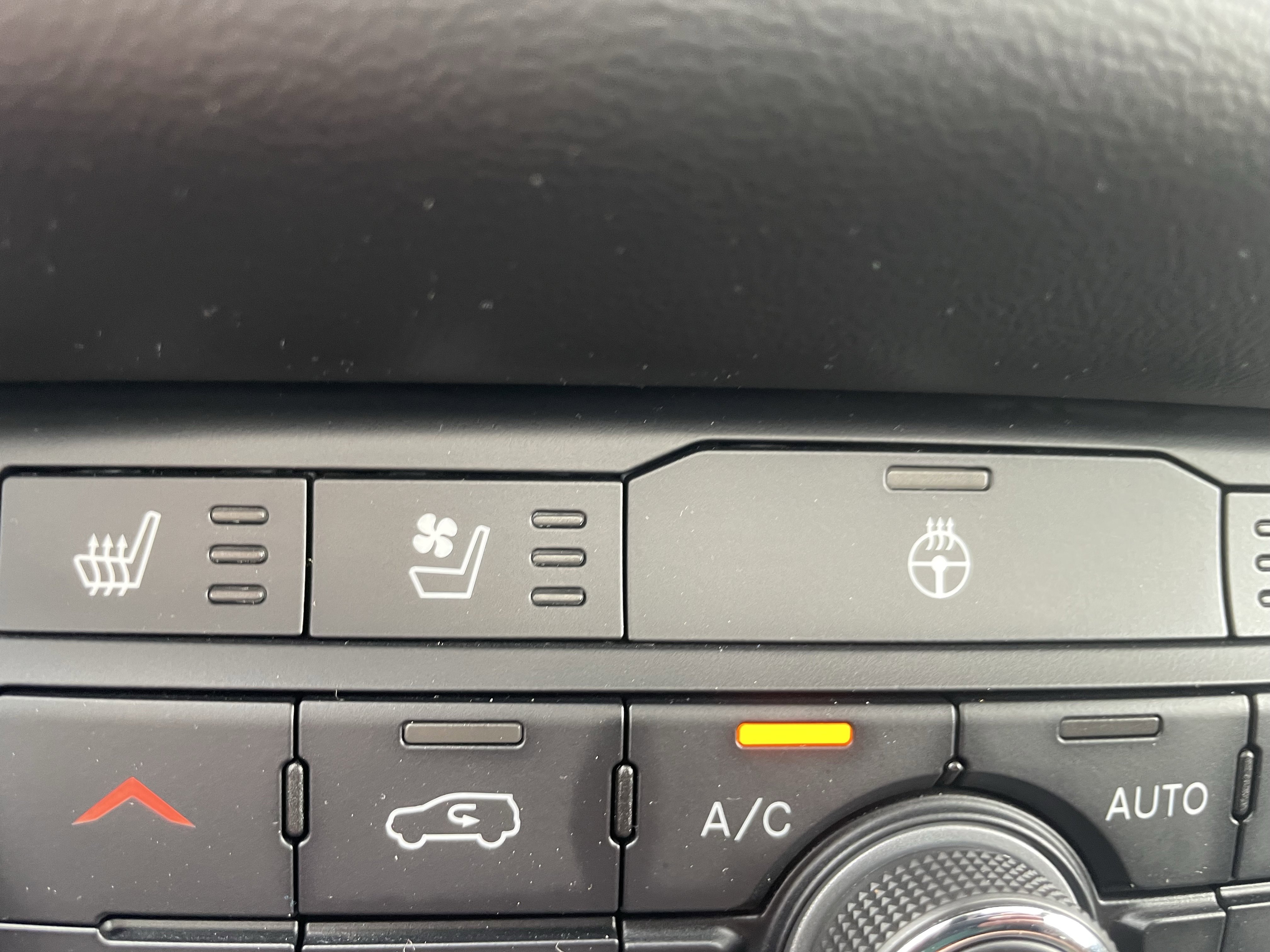 Used 2024 Dodge Durango GT image 21