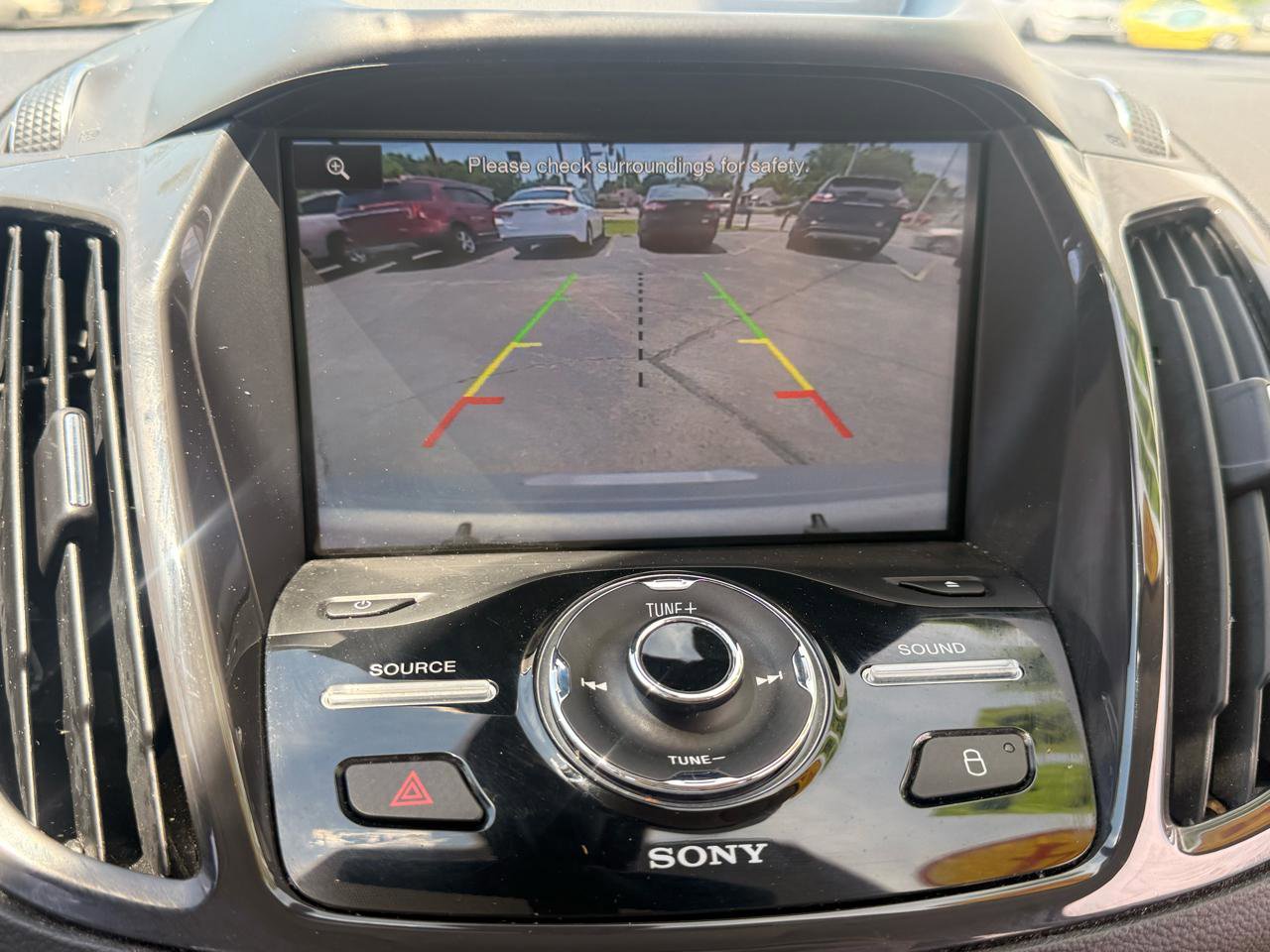Used 2014 Ford Escape Titanium w/ Equipment Group 401A FWD image 16