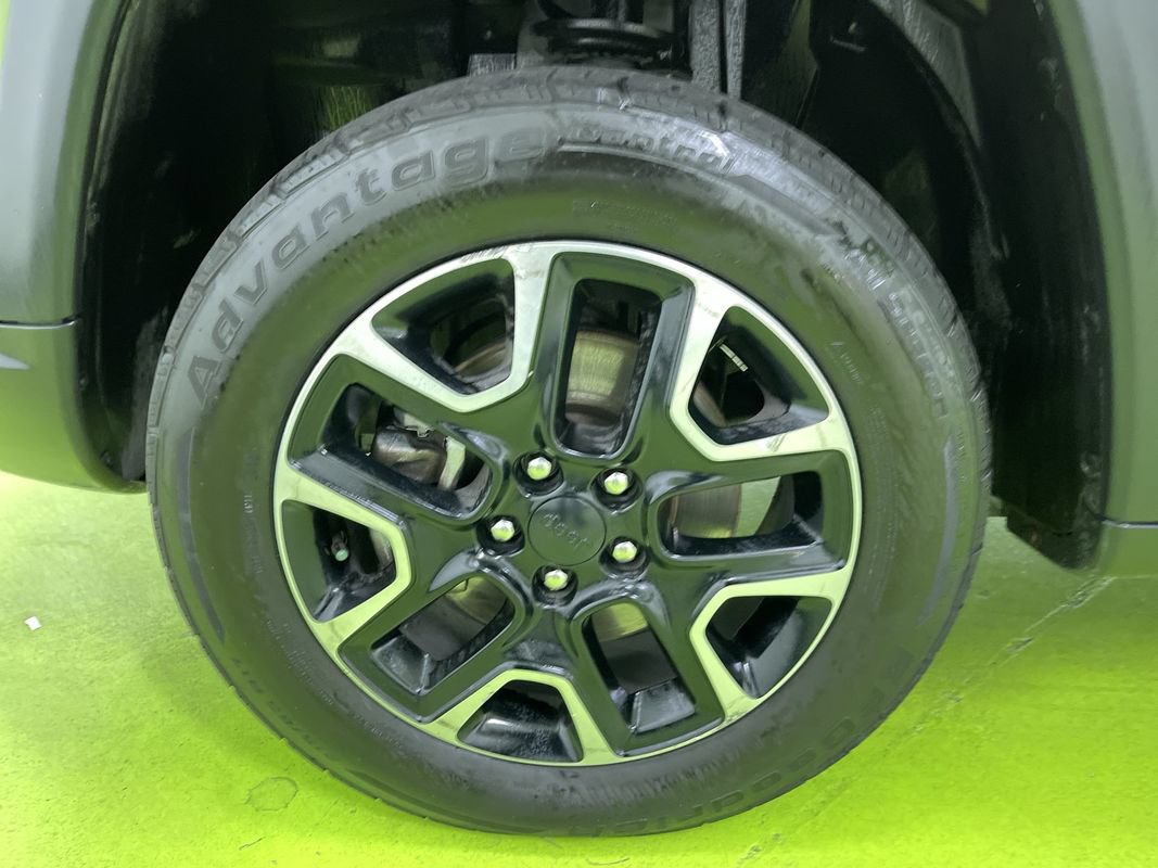 Used 2019 Jeep Compass Trailhawk AWD/4WD image 16