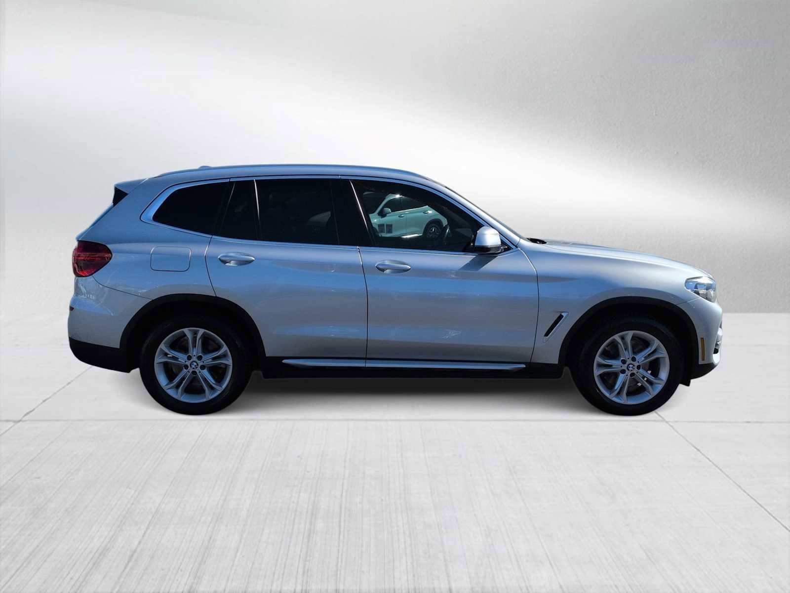 Used 2018 BMW X3 xDrive30i image 9