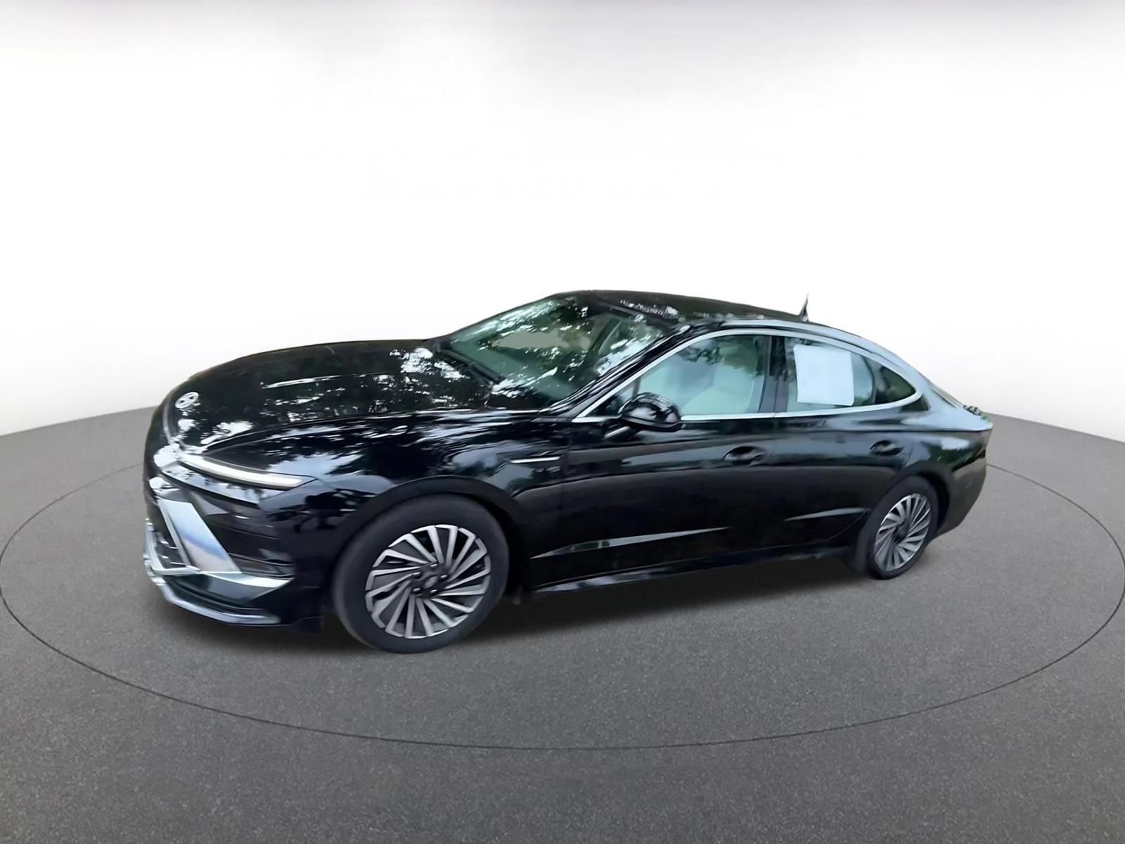 Used 2025 Hyundai Sonata SEL FWD image 8