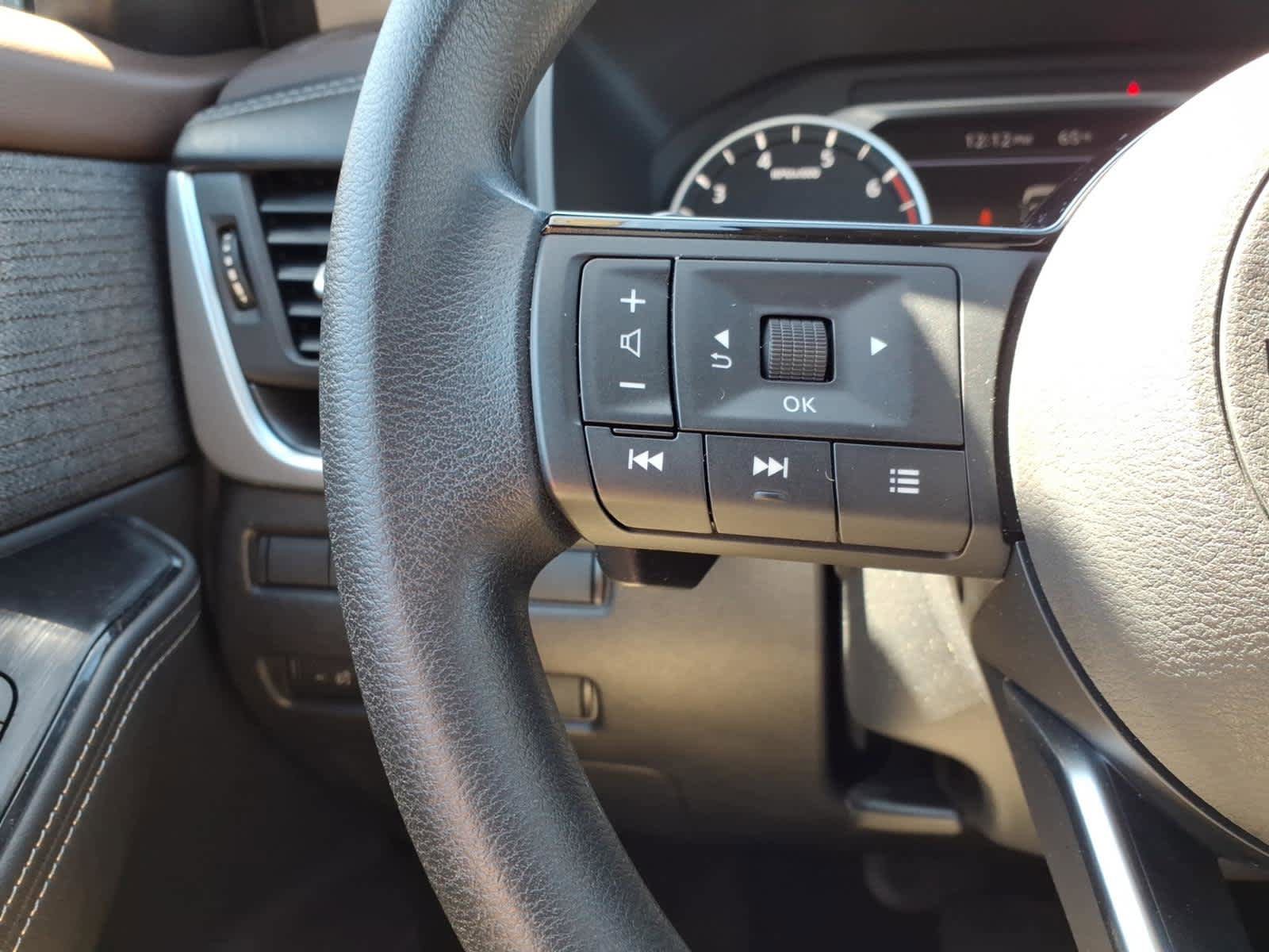 Certified 2023 Nissan Rogue SV AWD/4WD image 21