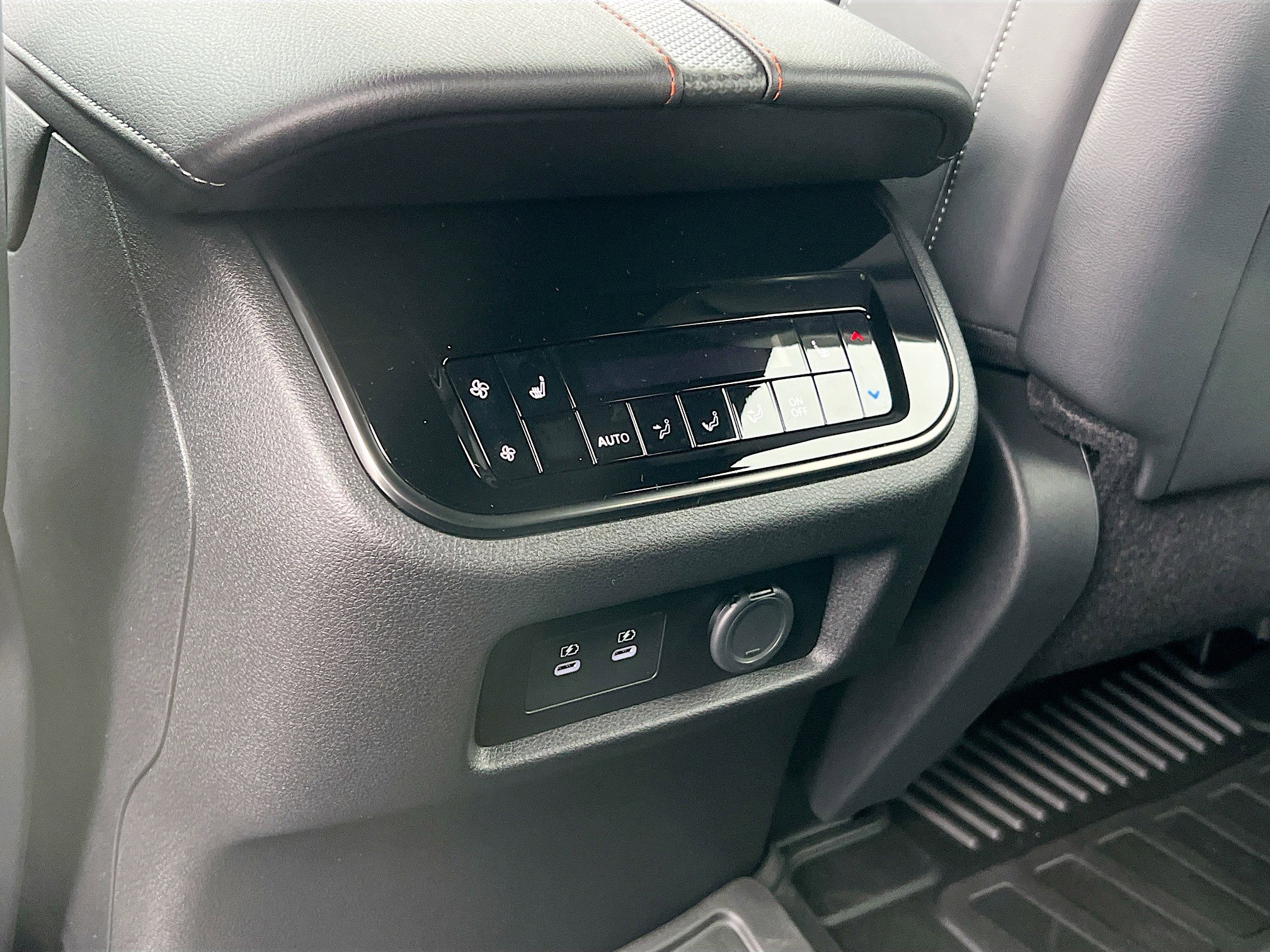 New 2026 Nissan Armada PRO-4X image 25