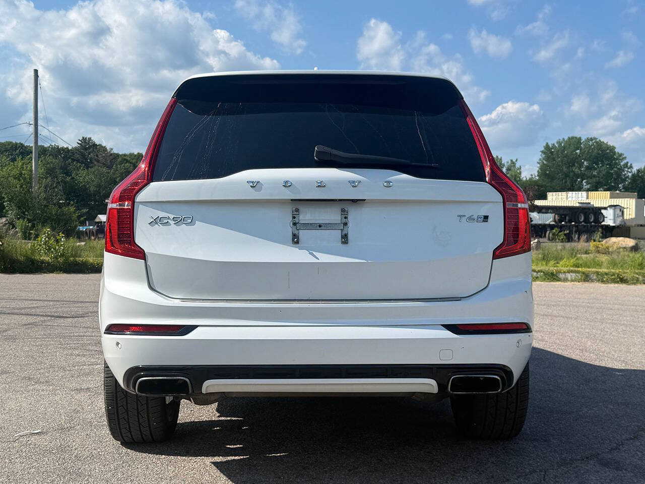 Used 2016 Volvo XC90 T6 R-Design w/ Vision Package AWD/4WD image 4