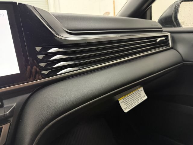 Used 2026 Toyota Camry XSE FWD image 24