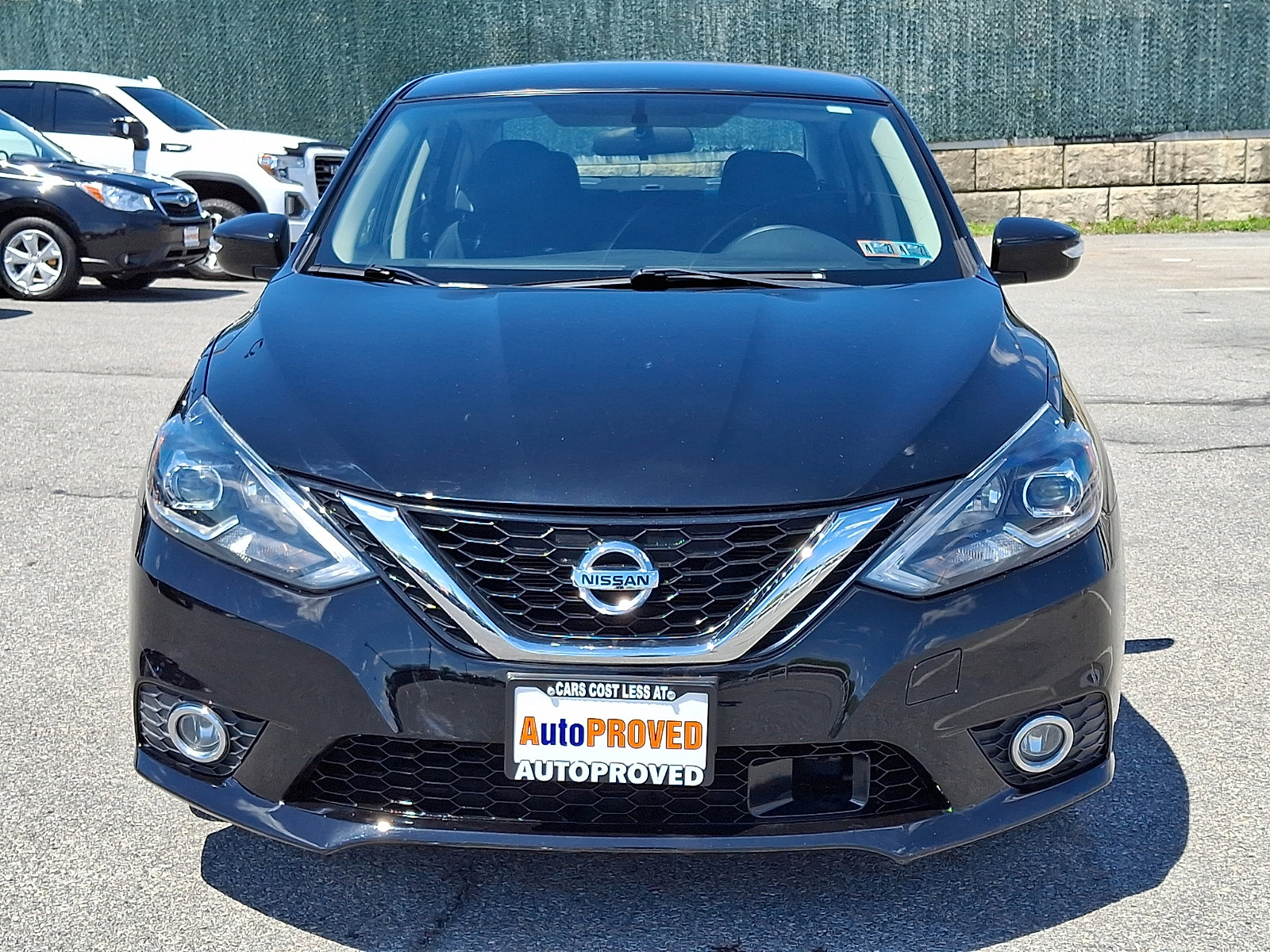 Used 2019 Nissan Sentra SR FWD image 2