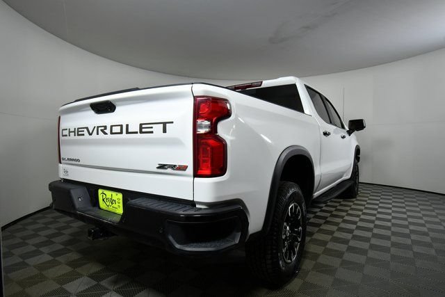 Used 2025 Chevrolet Silverado 1500 ZR2 w/ Technology Package AWD/4WD image 11