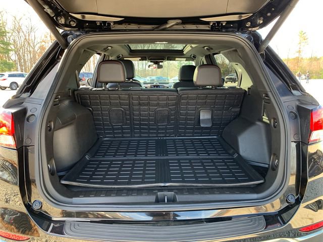Used 2022 Chevrolet Equinox RS w/ RS Leather Package image 15