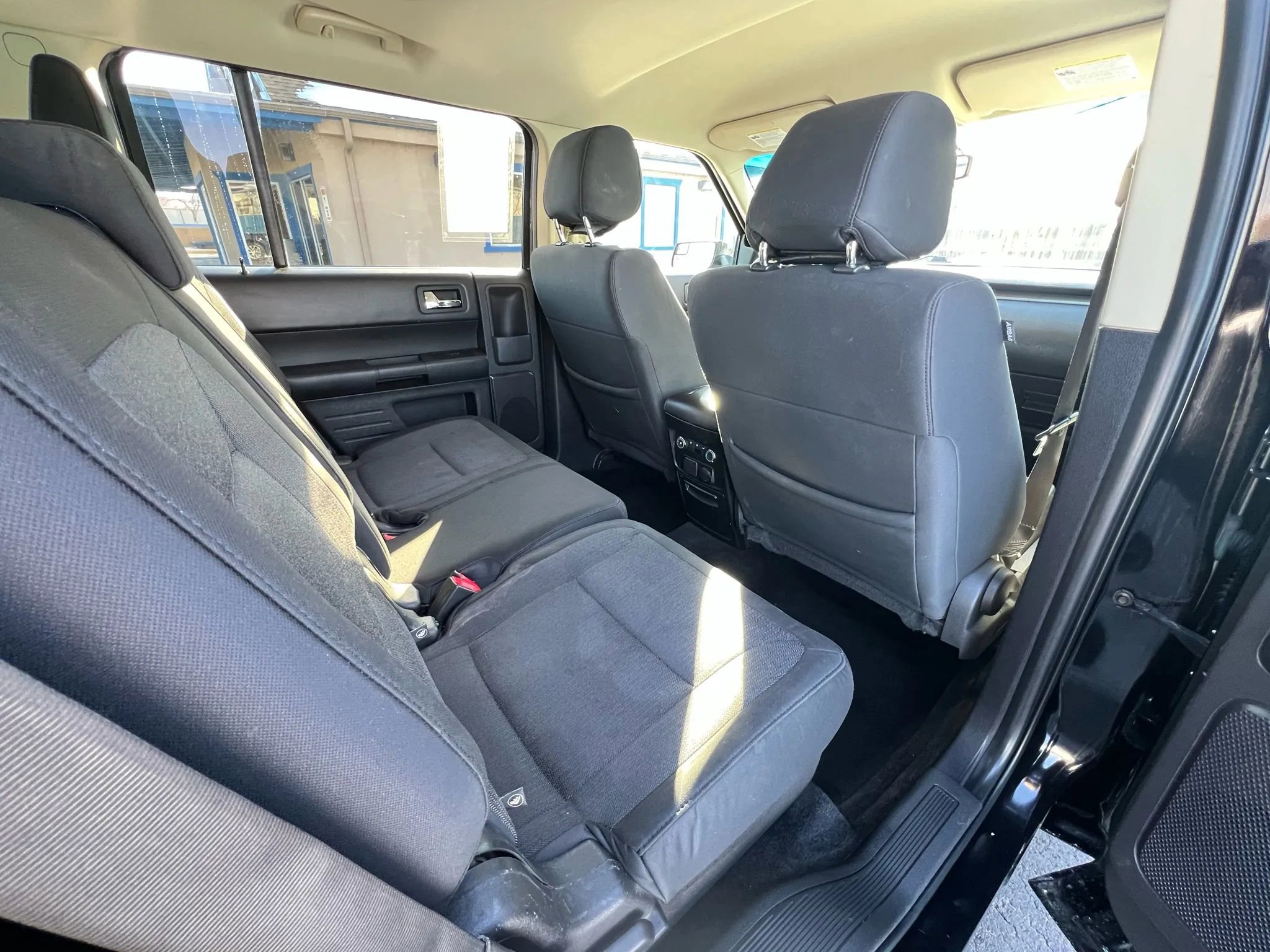 Used 2018 Ford Flex SE image 12