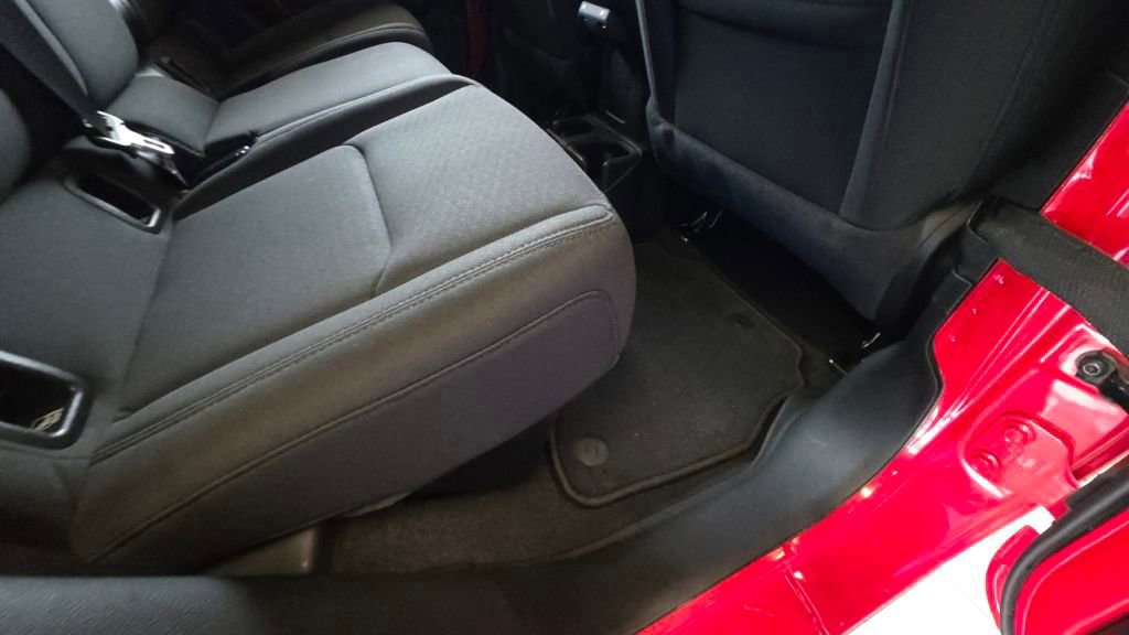 Used 2021 Jeep Gladiator Willys image 16