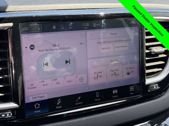 Used 2023 Chrysler Pacifica Touring-L FWD image 16