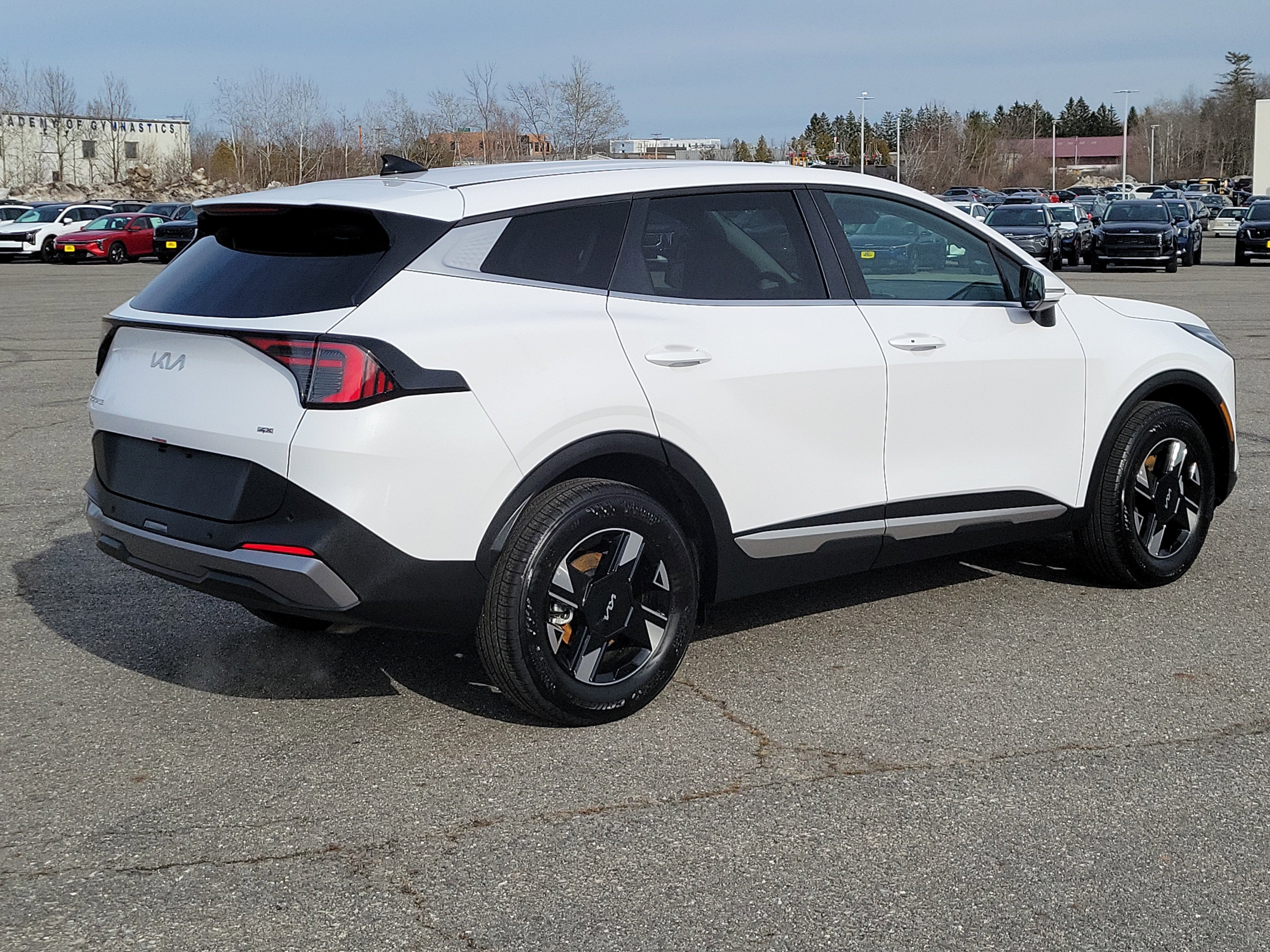 Used 2026 Kia Sportage LX w/ LX Convenience Package image 5