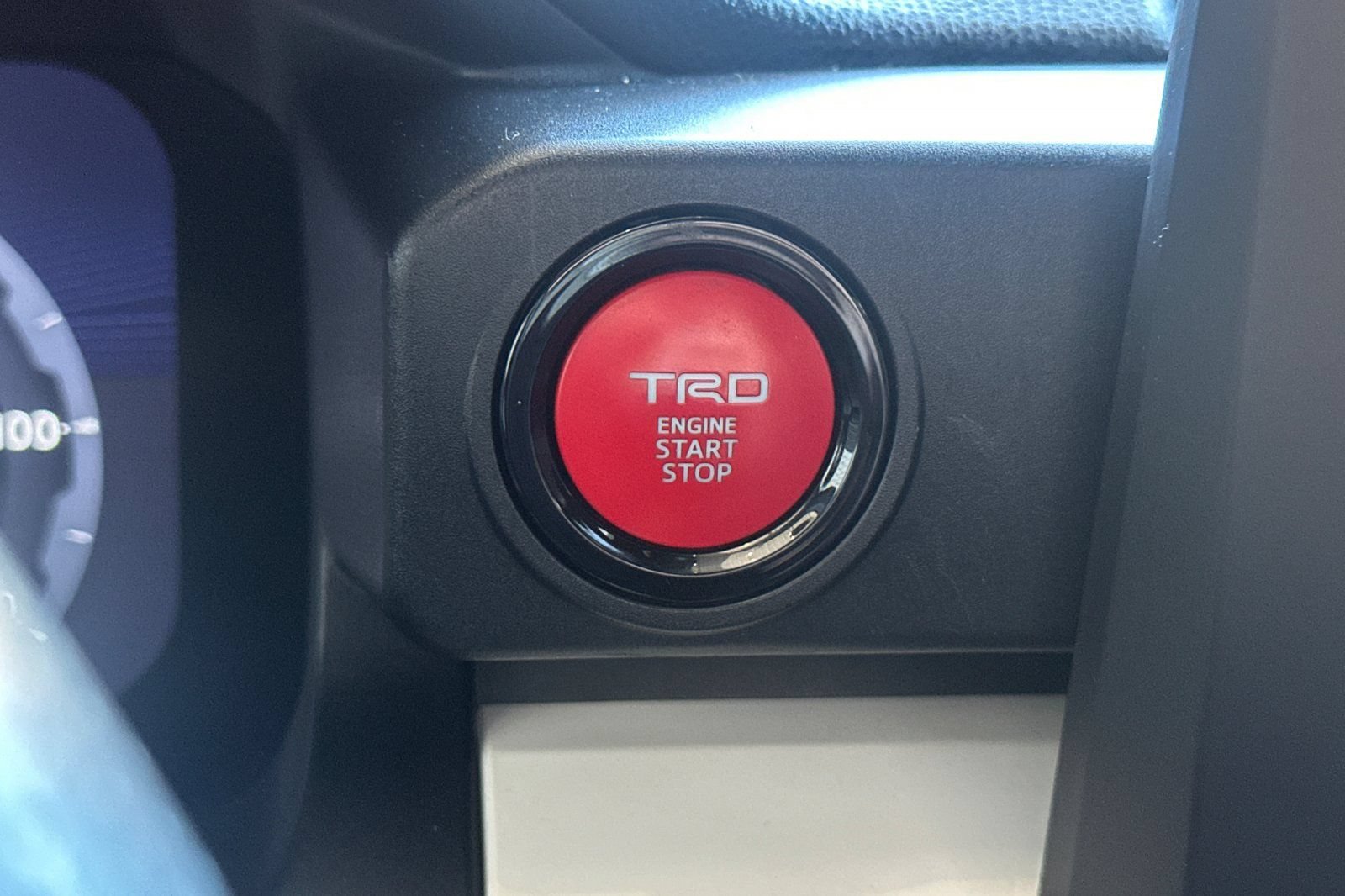 Used 2024 Toyota Tacoma TRD Off-Road AWD/4WD image 22