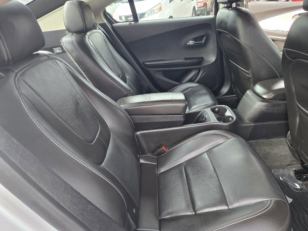 Used 2015 Chevrolet Volt Premium w/ Premium Trim Package image 21