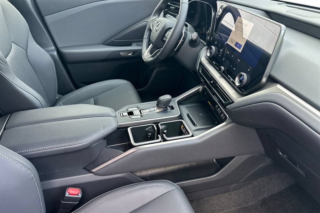 Used 2026 Lexus TX 350 FWD w/ Convenience Package image 17