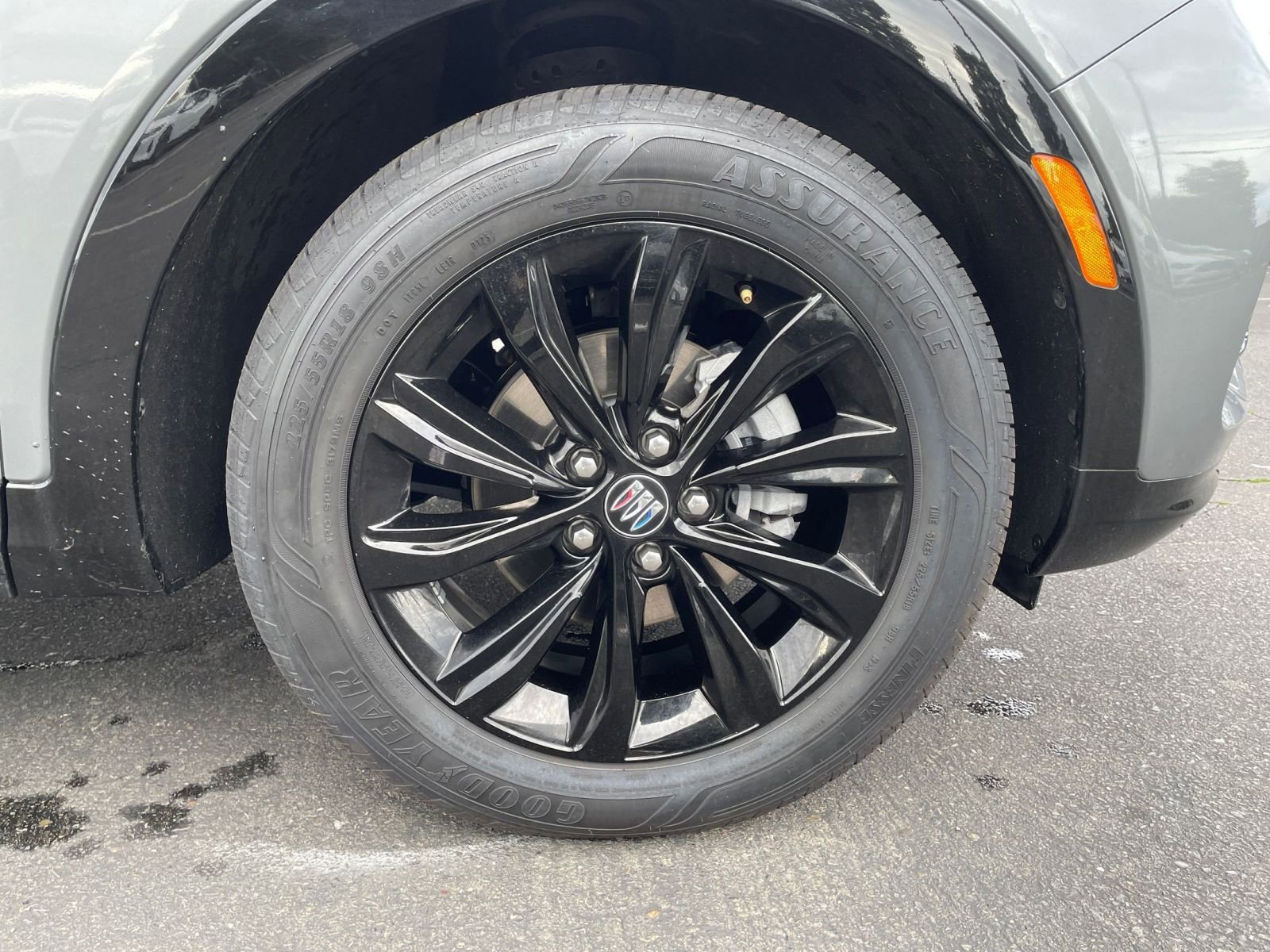 Used 2025 Buick Envista Sport Touring image 30