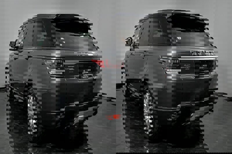 Used 2014 Land Rover Range Rover Sport HSE image 8