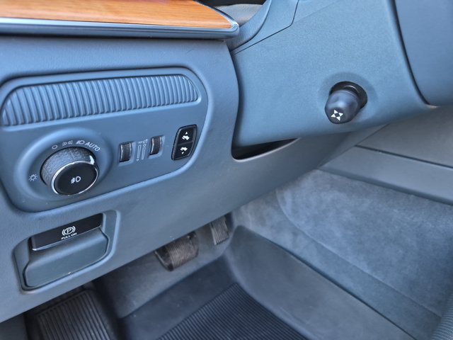 Used 2022 Jeep Grand Wagoneer Series III w/ Rear Seat Video Group 1 AWD/4WD image 42