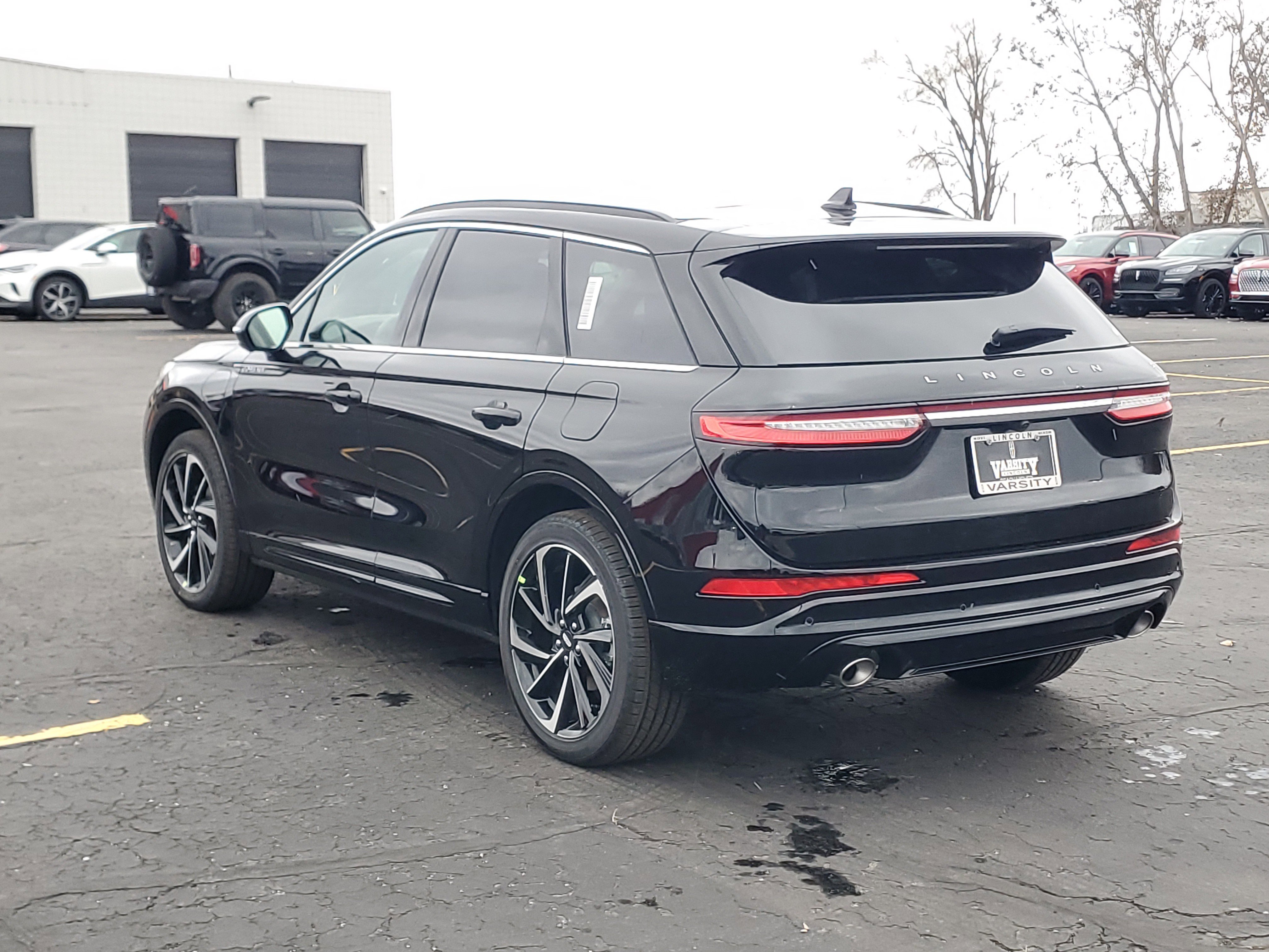 New 2026 Lincoln Corsair Grand Touring image 3