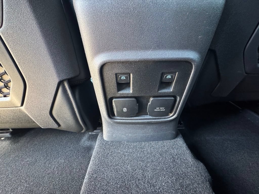 Used 2024 Ford Bronco Badlands AWD/4WD image 38
