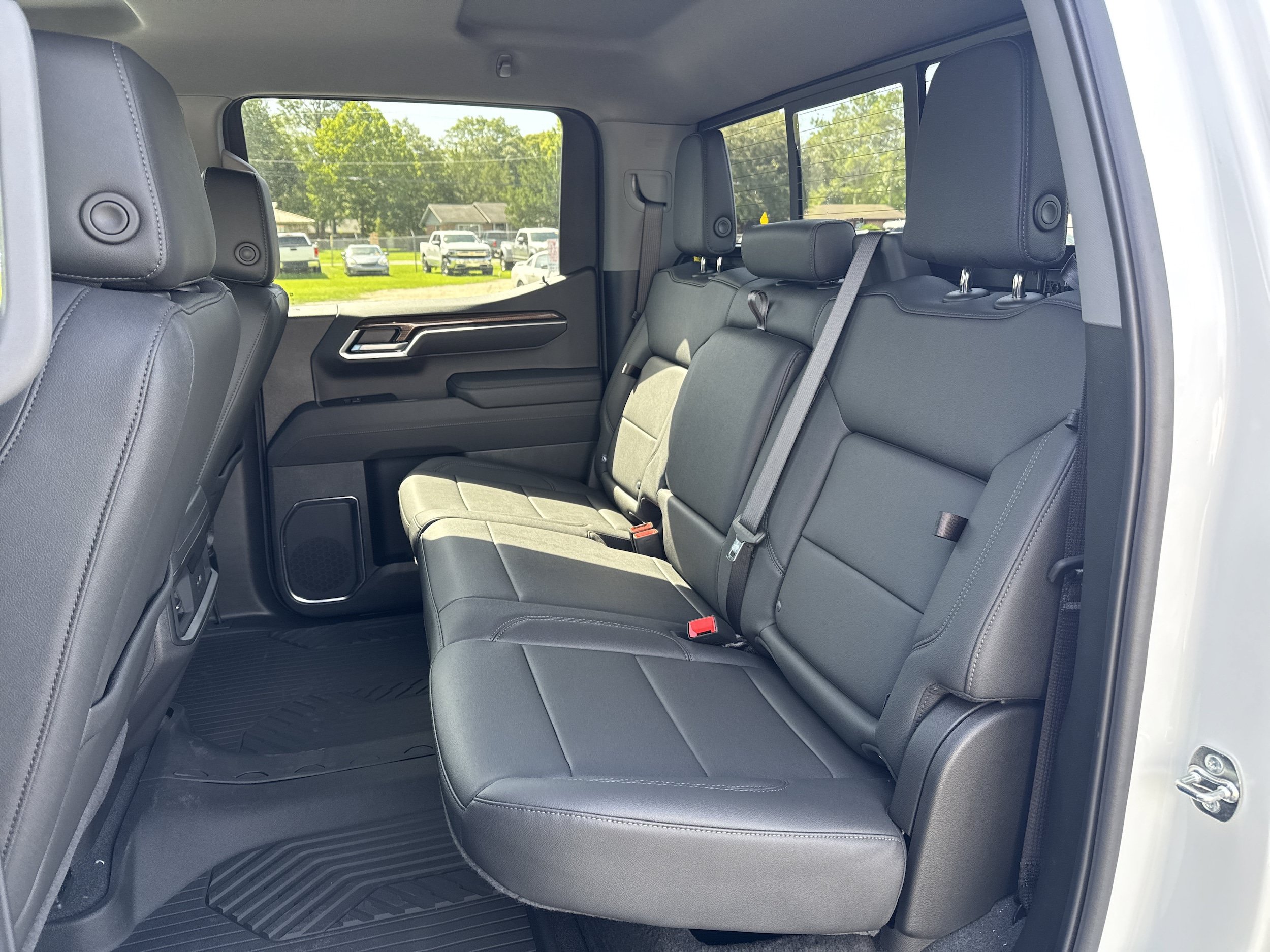 New 2026 Chevrolet Silverado 1500 LT Trail Boss w/ LT Trail Boss Premium Package AWD/4WD image 19