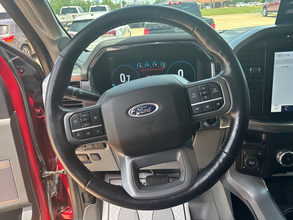 Used 2023 Ford F150 Lariat AWD/4WD image 14