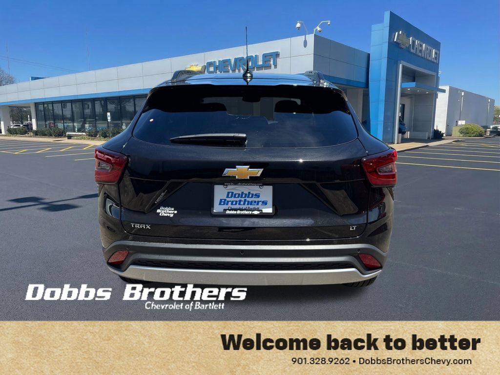 New 2026 Chevrolet Trax LT FWD image 6