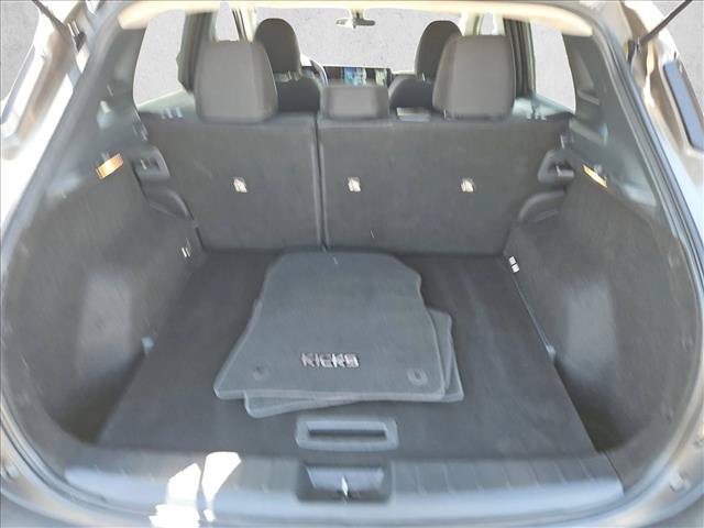 Certified 2025 Nissan Kicks SV FWD image 6