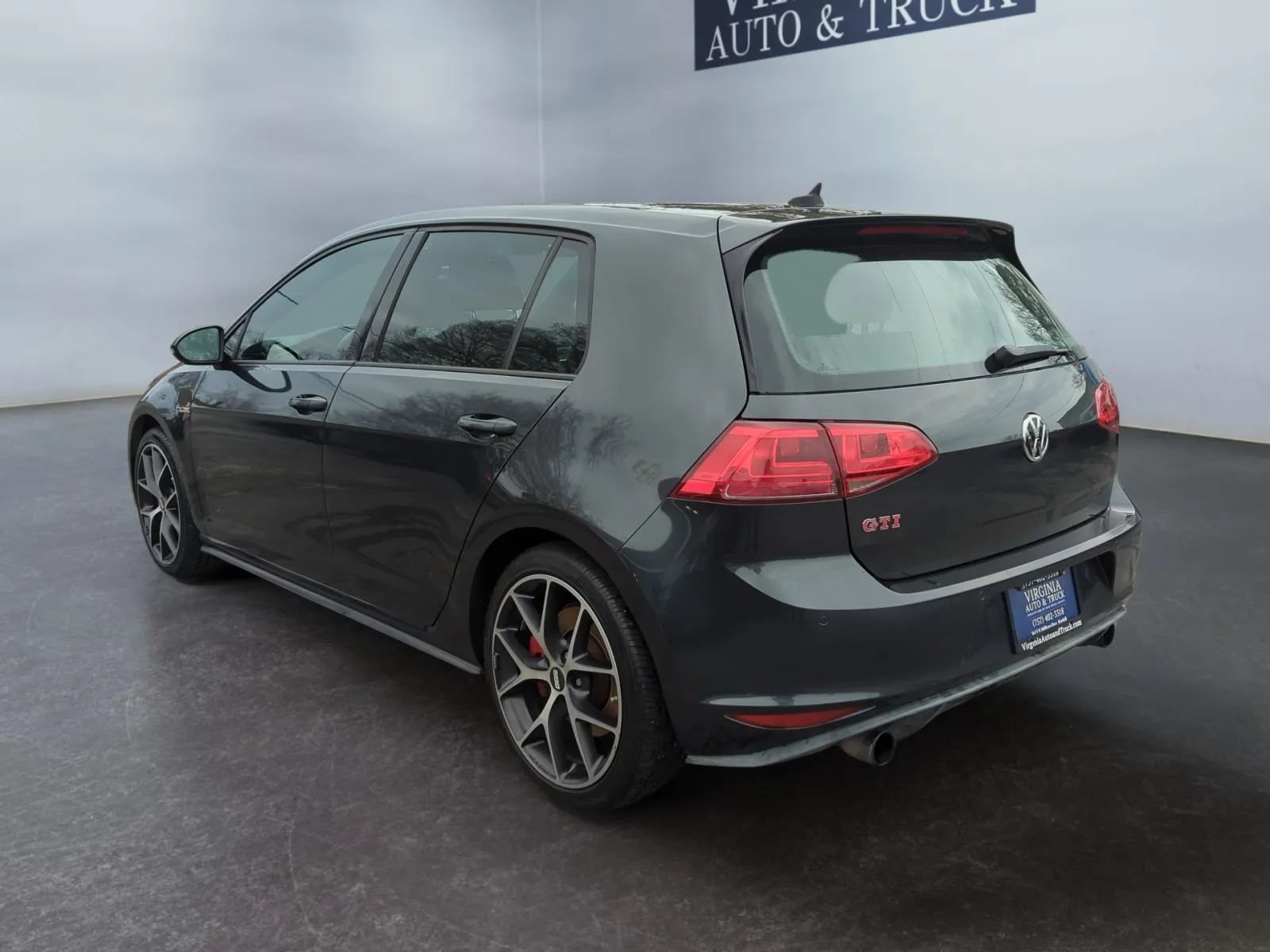 Used 2015 Volkswagen GTI Autobahn FWD image 8