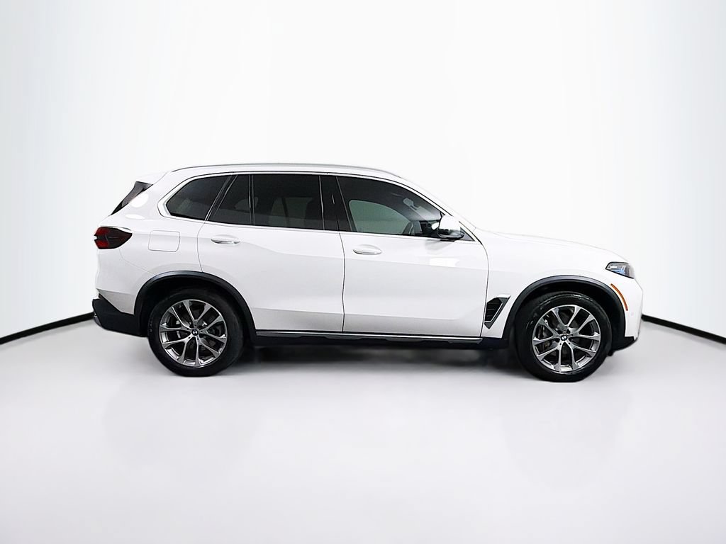 Used 2025 BMW X5 xDrive40i AWD/4WD image 8
