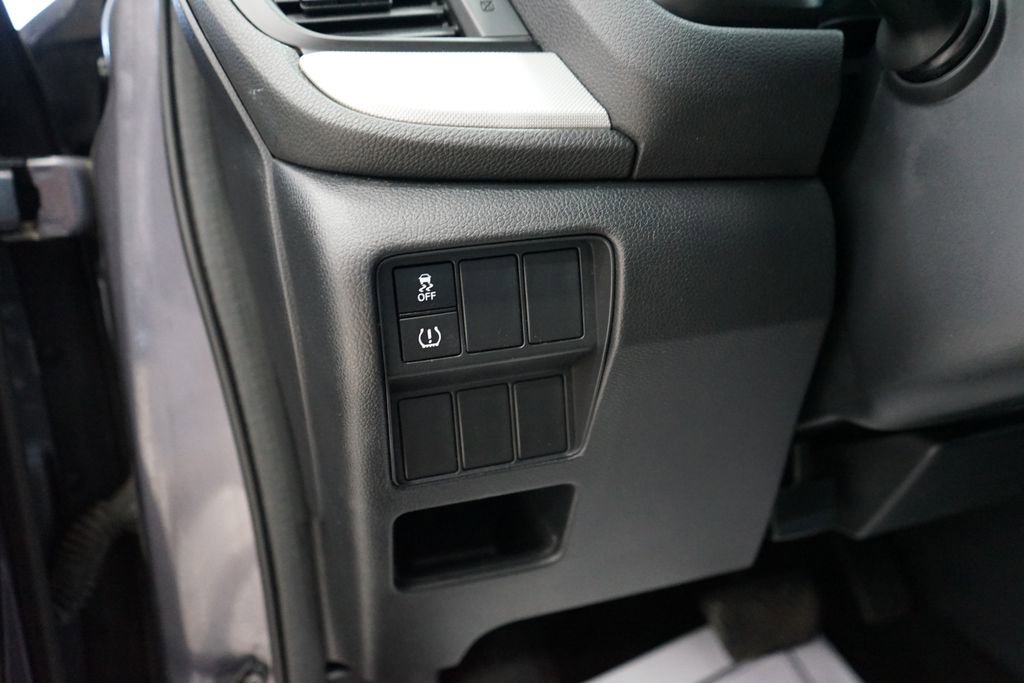 Used 2017 Honda CR-V LX image 22