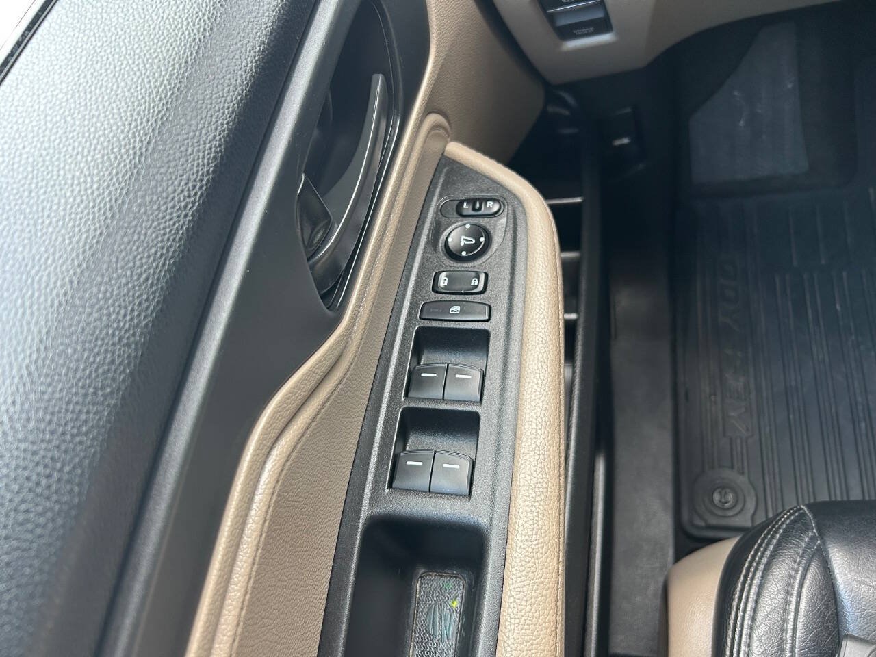 Used 2019 Honda Odyssey EX image 15