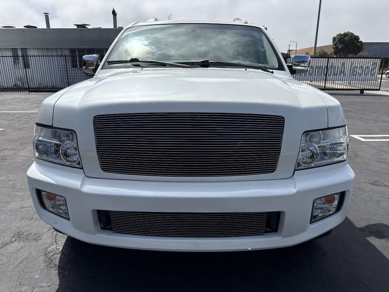 Used 2008 INFINITI QX56 2WD image 8