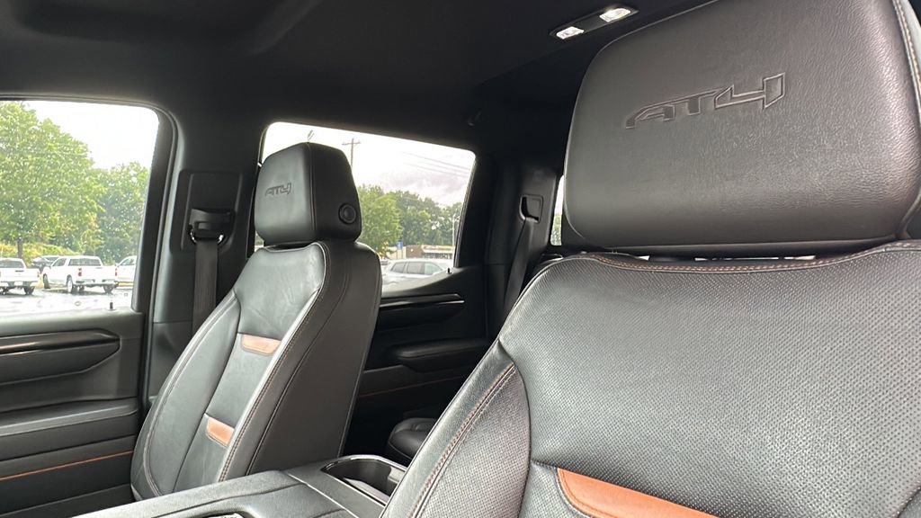 Used 2022 GMC Sierra 1500 AT4 w/ AT4 Premium Package image 13