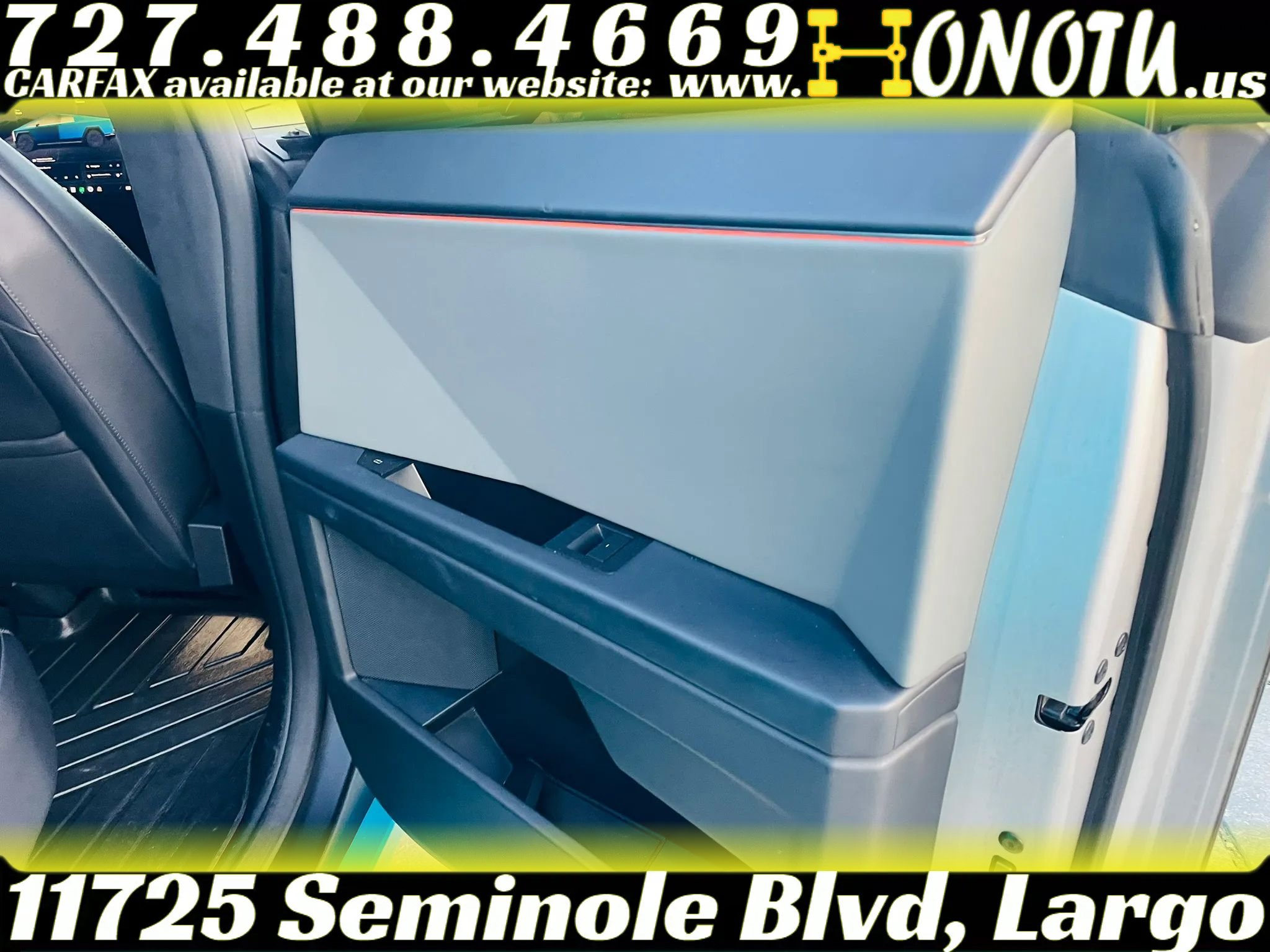 Used 2024 Tesla Cybertruck AWD Crew Cab image 19